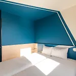 Ibis Budget Centre Confluence מלון 2*