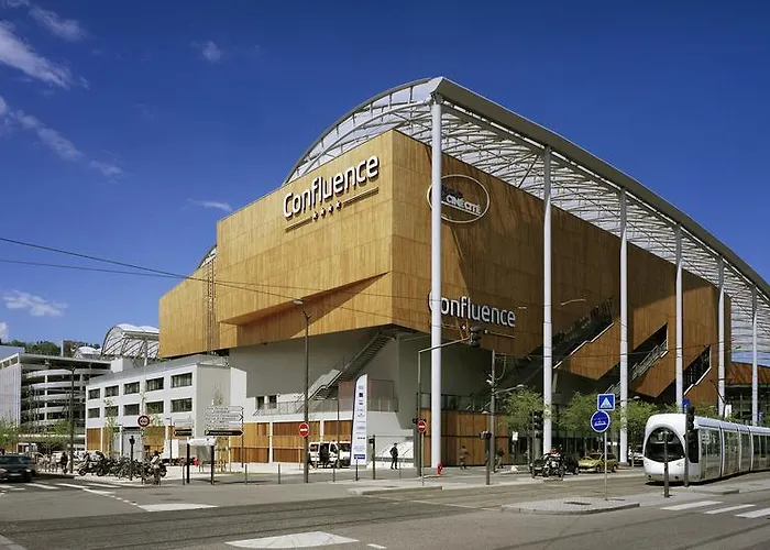 酒店 里昂市中心康弗路恩斯宜必思快捷酒店