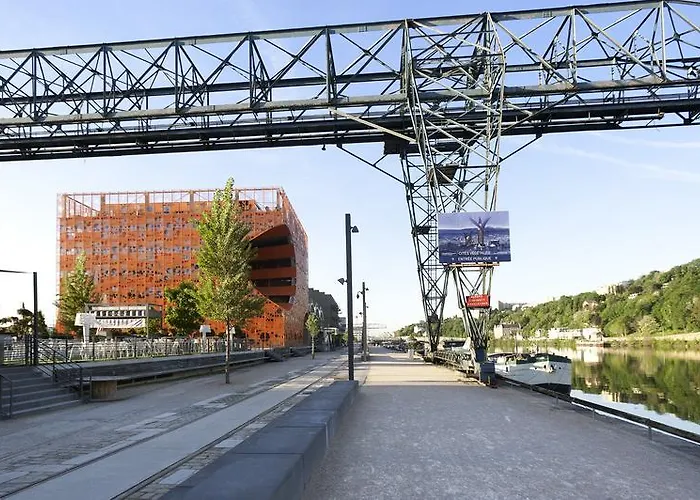 酒店 里昂市中心康弗路恩斯宜必思快捷酒店 2*