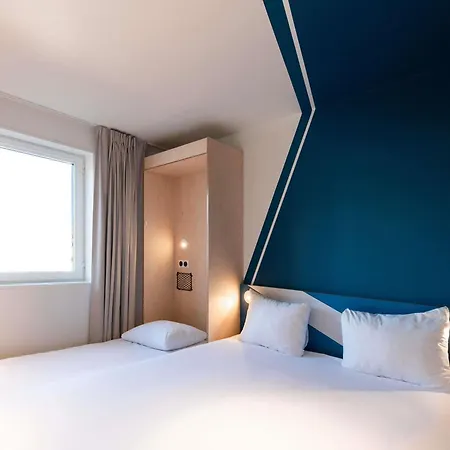 Hotel Ibis Budget Centre Confluence 2*